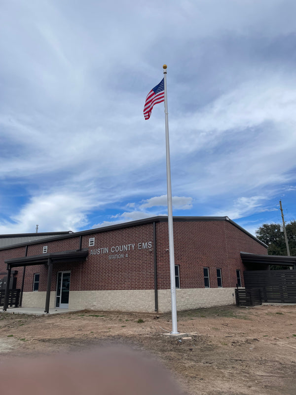 35' x 6'' x .156" 2-piece tapered aluminum commercial flagpole. Windloading at 116 MPH unflagged.